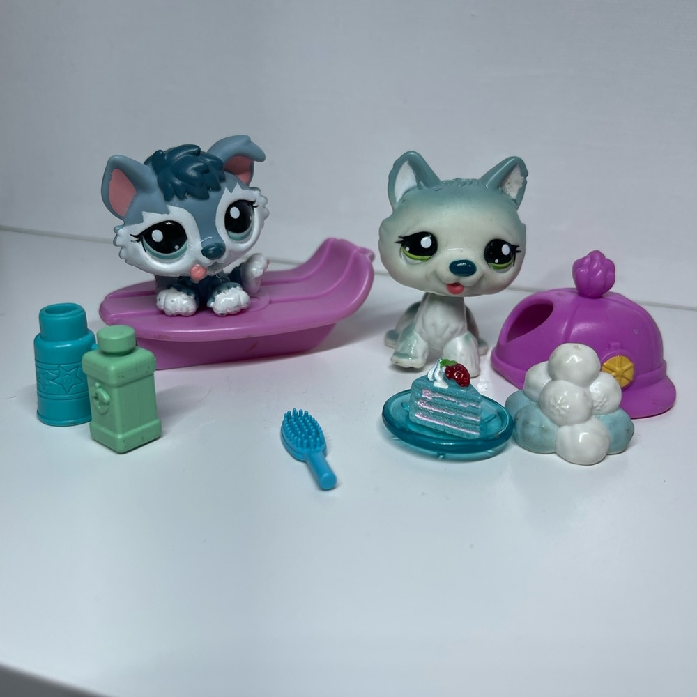Lps husky family
